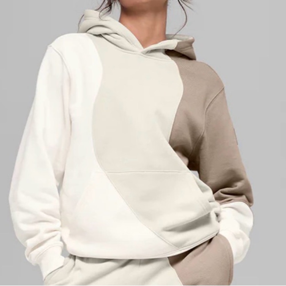 ALO Yoga White and Brown Colorblock Sweatshirt
